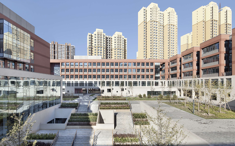 西城区旧城保护定向安置房（融泽嘉园）配套中学项目——北京161中学回龙观学校